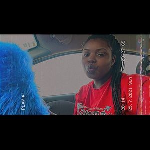 Meet your Posher, Breanna